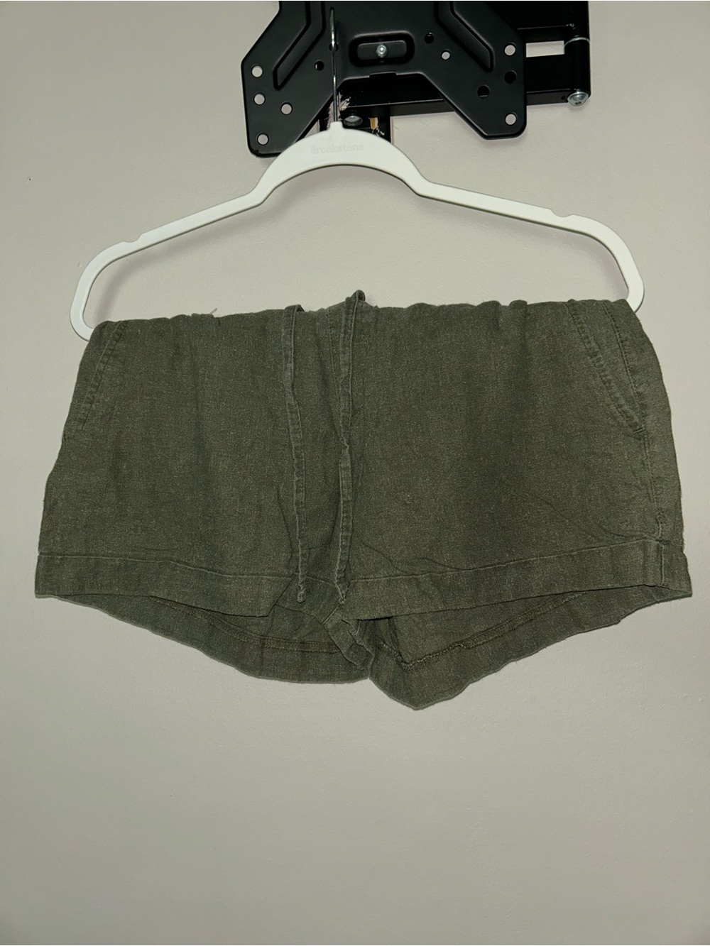 High-Waist Olive Green Drawstring Linen-Blend Women's Shorts